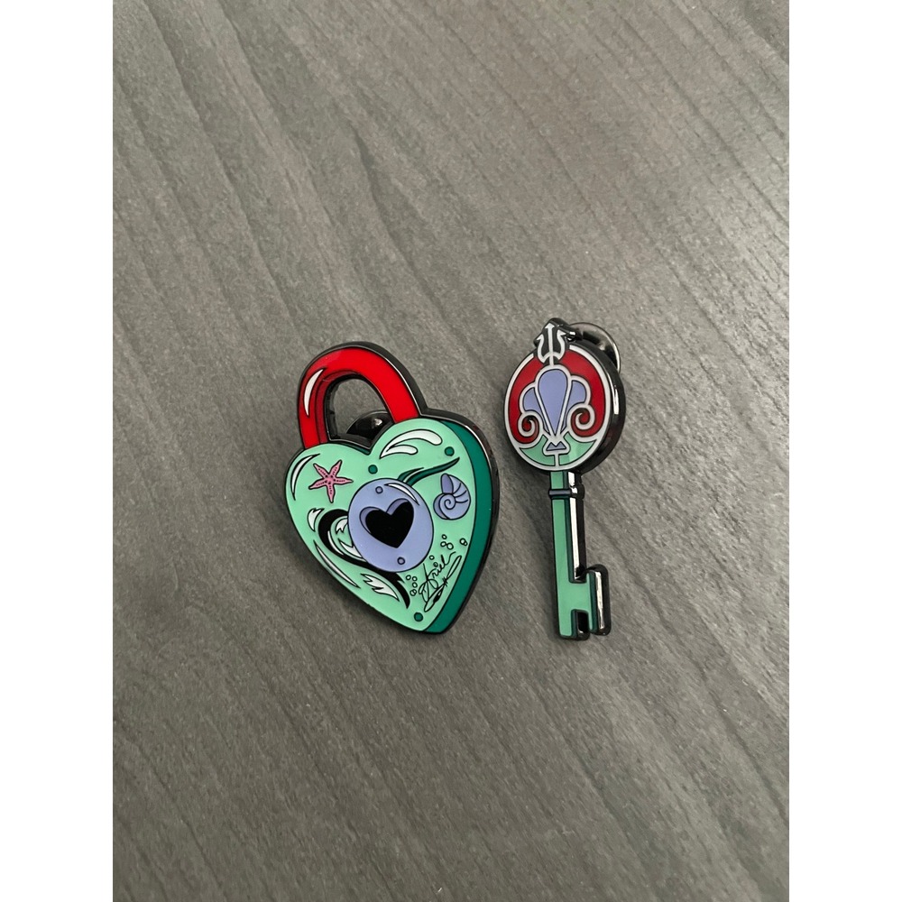 Disney Princess Ariel Little Mermaid Lock and Key Mystery Pin Set FAC-065120